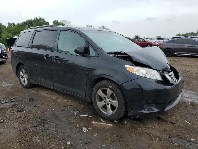 Photo 4 from auction – 2015 TOYOTA SIENNA LE with VIN 5TDKK3DC7FS598604