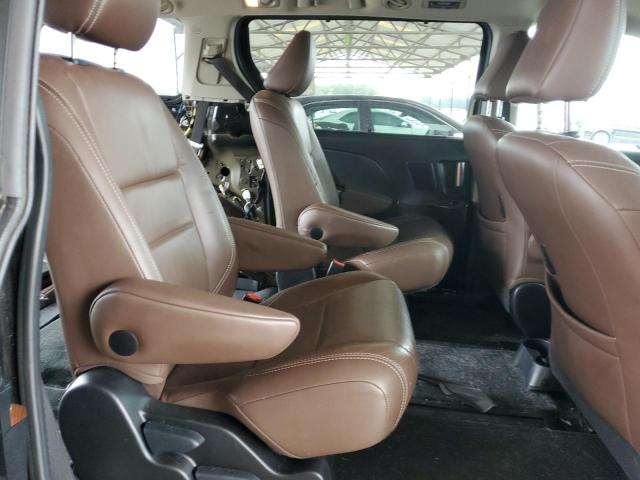 Photo 11 from auction – 2016 TOYOTA SIENNA XLE with VIN 5TDDK3DC8GS137289