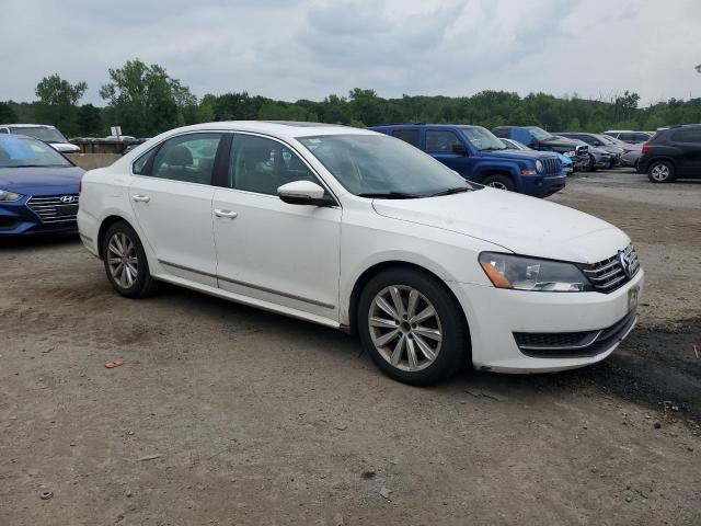 Photo 4 from auction – 2012 VOLKSWAGEN PASSAT SEL with VIN 1VWCP7A34CC065198