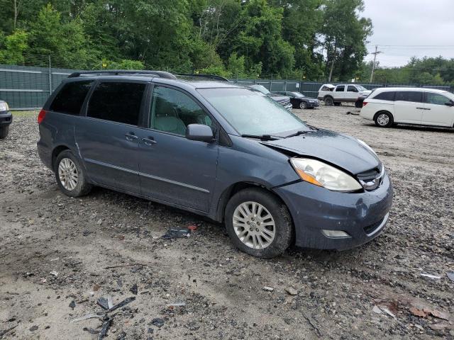 Photo 4 from auction – 2010 TOYOTA SIENNA XLE with VIN 5TDYK4CC8AS296751