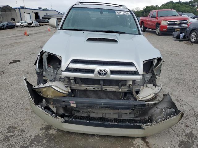 Photo 5 from auction – 2005 TOYOTA 4RUNNER SR with VIN JTEZU14R450053331