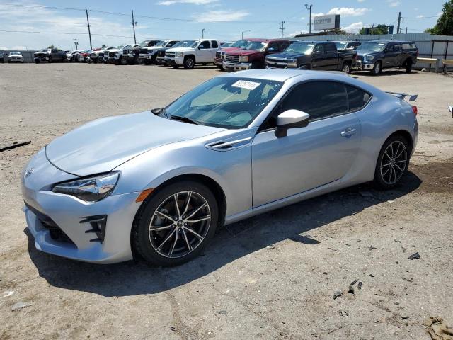 TOYOTA 86 2020 with VIN JF1ZNAA16L8752495 - Photo from auction