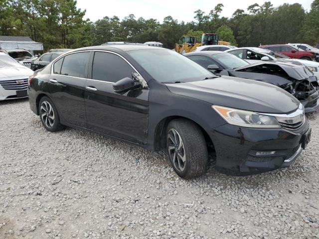 Photo 4 from auction – 2017 HONDA ACCORD EX with VIN 1HGCR2F72HA070951