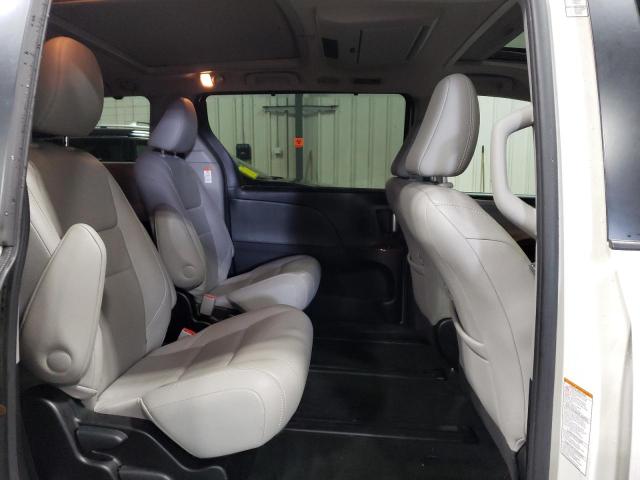 Photo 11 from auction – 2015 TOYOTA SIENNA XLE with VIN 5TDDK3DC2FS113679