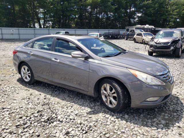 Photo 4 from auction – 2011 HYUNDAI SONATA SE with VIN 5NPEC4ACXBH286961