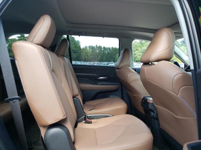 Photo 11 from auction – 2024 TOYOTA GRAND HIGH with VIN 5TDAAAB55RS054596