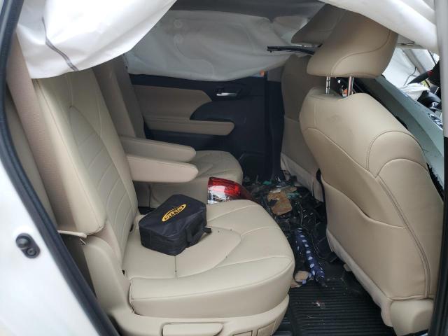Photo 11 from auction – 2023 TOYOTA HIGHLANDER with VIN 5TDKDRAH2PS006511