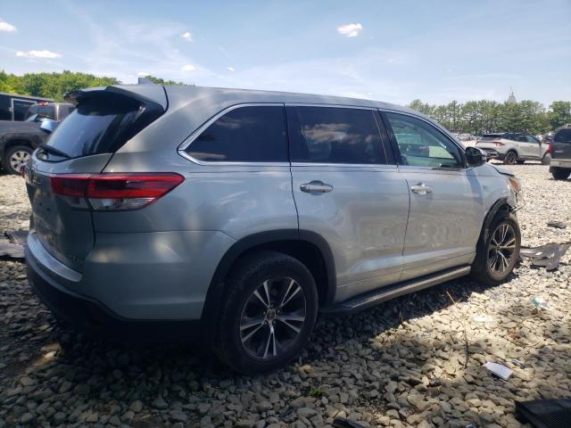 Photo 3 from auction – 2018 TOYOTA HIGHLANDER with VIN 5TDBZRFH1JS914403