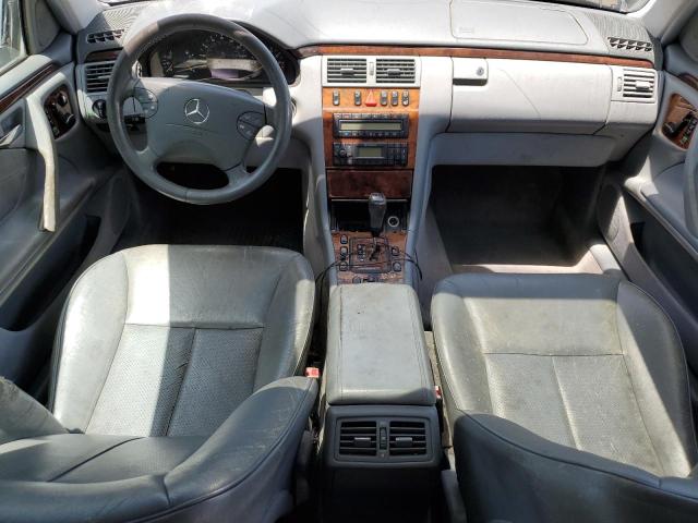 Photo 8 from auction – 2000 MERCEDES-BENZ E 320 4MAT with VIN WDBJF82J8YX038309
