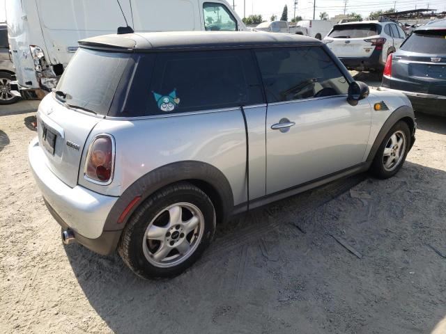Photo 3 from auction – 2007 MINI COOPER with VIN WMWMF33507TT51649