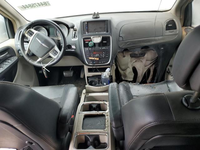Photo 8 from auction – 2011 CHRYSLER TOWN & COU with VIN 2A4RR8DG0BR781205