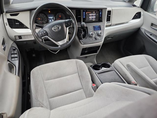 Photo 8 from auction – 2015 TOYOTA SIENNA LE with VIN 5TDKK3DC2FS535006