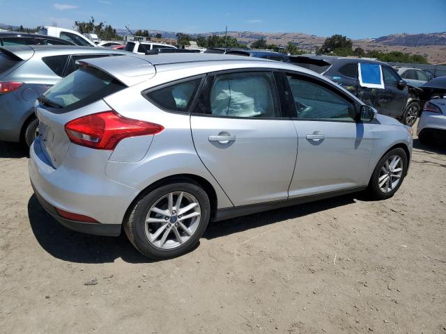 Photo 3 from auction – 2017 FORD FOCUS SE with VIN 1FADP3K26HL232020
