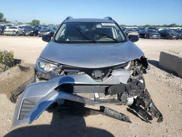 Photo 5 from auction – 2018 TOYOTA RAV4 LE with VIN JTMZFREV9JD129234