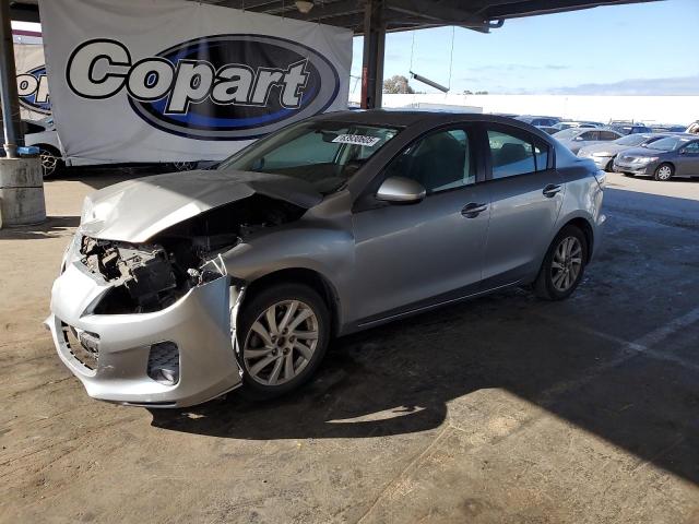 MAZDA 3 I 2012 with VIN JM1BL1V84C1656298 - Photo from auction