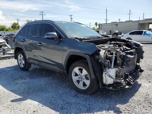 Photo 4 from auction – 2019 TOYOTA RAV4 XLE with VIN 2T3W1RFV5KC025295