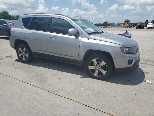 Photo 4 from auction – 2017 JEEP COMPASS LA with VIN 1C4NJDEBXHD170178