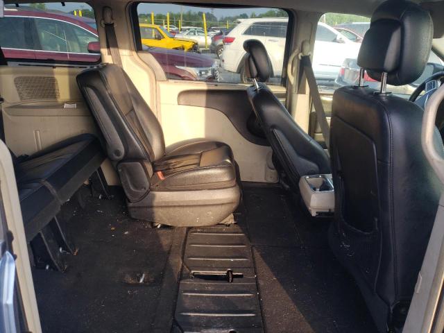 Photo 10 from auction – 2011 CHRYSLER TOWN & COU with VIN 2A4RR8DG8BR782473