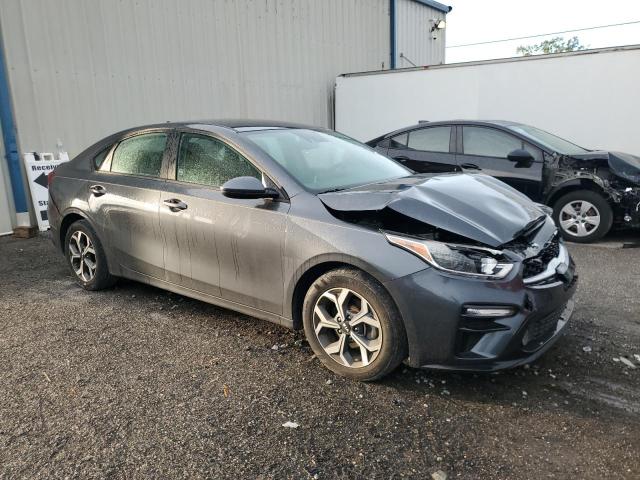 Photo 4 from auction – 2021 KIA FORTE FE with VIN 3KPF24AD2ME371767