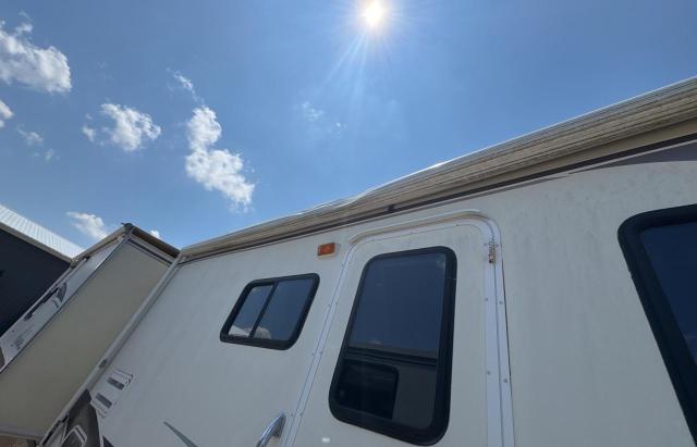 Photo 11 from auction – 1999 FORD F550 SUPER with VIN 3FCNF53S5XJA37617