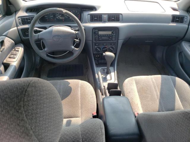 Photo 8 from auction – 2001 TOYOTA CAMRY CE with VIN 4T1BG22K51U765340