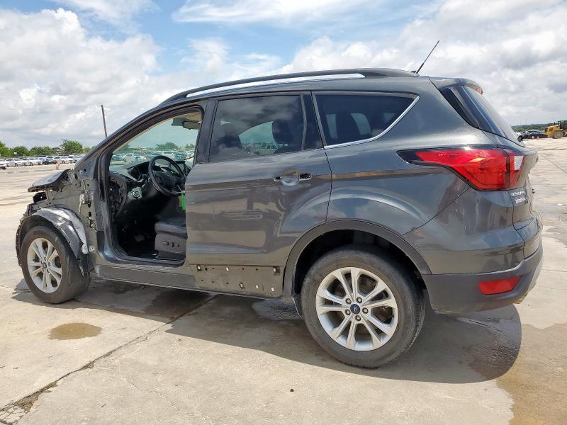 Photo 2 from auction – 2019 FORD ESCAPE SEL with VIN 1FMCU0HD9KUB77985