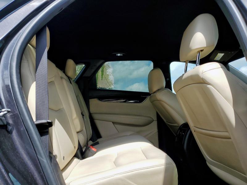 Photo 11 from auction – 2017 CADILLAC XT5 with VIN 1GYKNARS0HZ105465