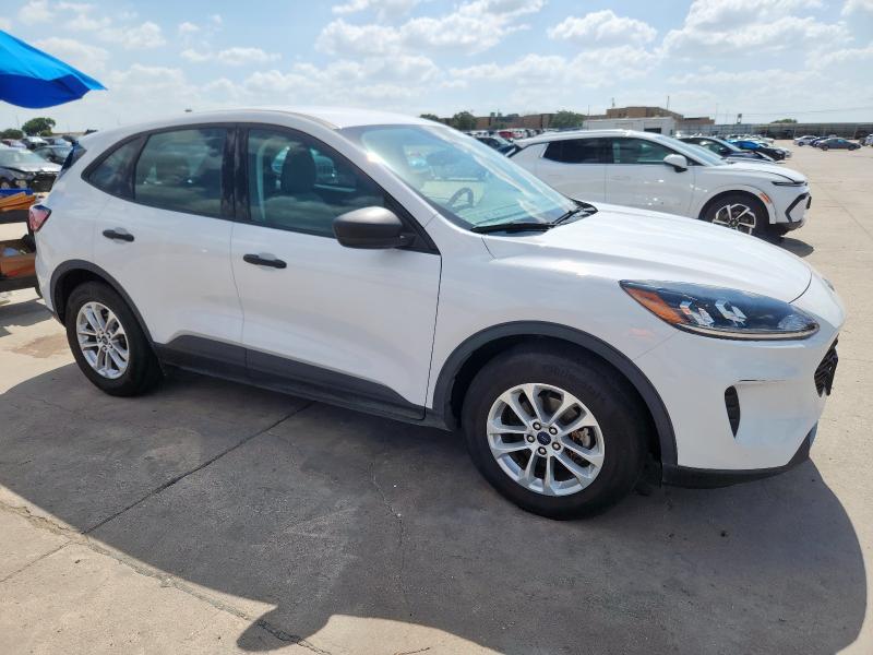 Photo 4 from auction – 2022 FORD ESCAPE S with VIN 1FMCU0F67NUB38837