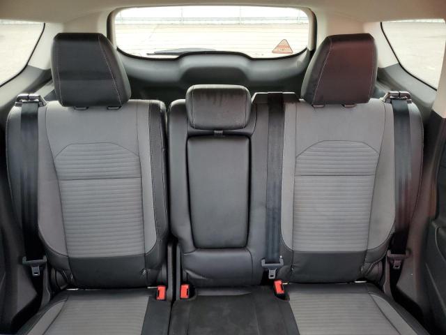 Photo 10 from auction – 2017 FORD ESCAPE SE with VIN 1FMCU9GD0HUA90216