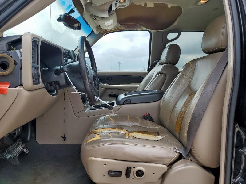 Photo 7 from auction – 2004 CHEVROLET AVALANCHE with VIN 3GNEC12T24G103794