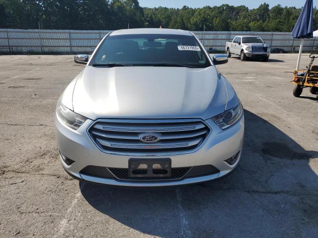 Photo 5 from auction – 2016 FORD TAURUS LIM with VIN 1FAHP2F84GG116414