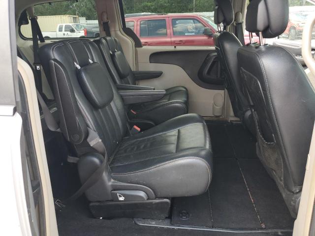 Photo 11 from auction – 2012 CHRYSLER TOWN & COU with VIN 2C4RC1CG1CR124415