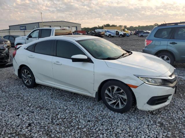 Photo 4 from auction – 2017 HONDA CIVIC EX with VIN 19XFC2F75HE013914