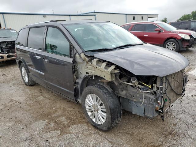 Photo 4 from auction – 2016 CHRYSLER TOWN & COU with VIN 2C4RC1JG5GR232481