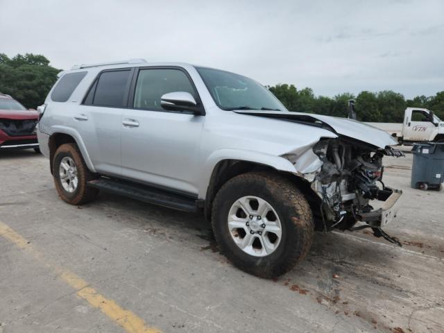 Photo 4 from auction – 2014 TOYOTA 4RUNNER SR with VIN JTEBU5JR1E5162586