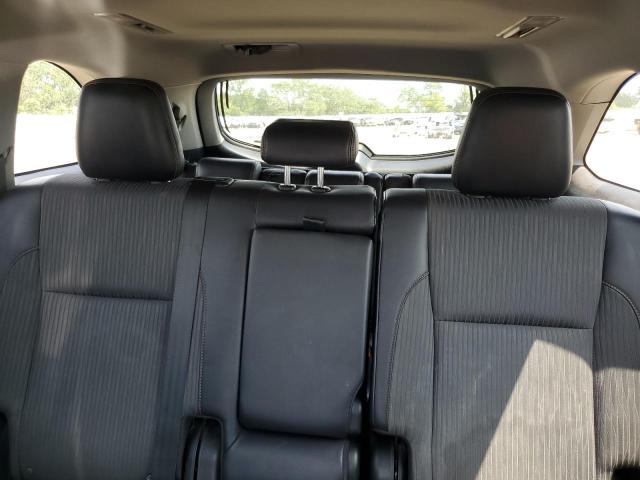Photo 10 from auction – 2016 TOYOTA HIGHLANDER with VIN 5TDBKRFH8GS334210