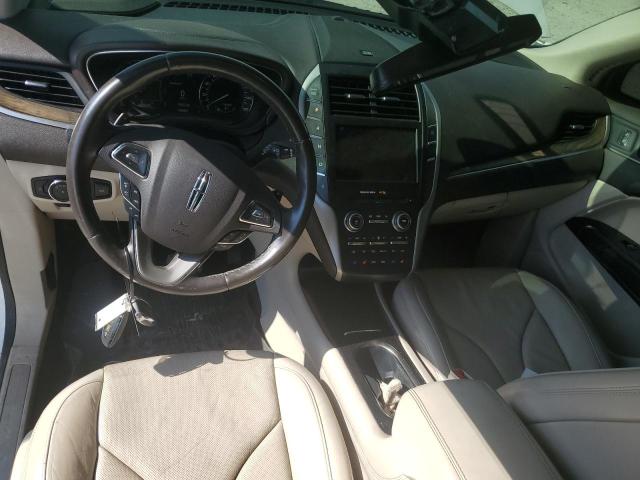Photo 8 from auction – 2019 LINCOLN MKC RESERV with VIN 5LMTJ3DH5KUL11794