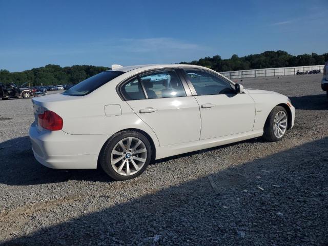 Photo 3 from auction – 2011 BMW 328 I with VIN WBAPH7G57BNM56517