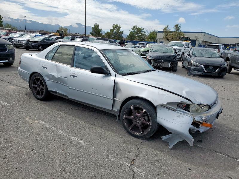 Photo 4 from auction – 1995 TOYOTA CAMRY LE with VIN JT2GK12E7S0111308