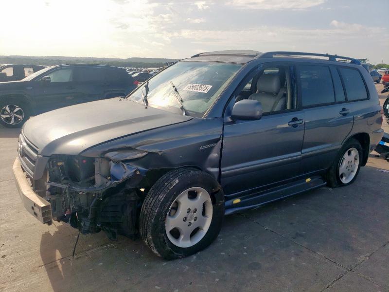 TOYOTA HIGHLANDER 2004 with VIN JTEDP21A240017447 - Photo from auction