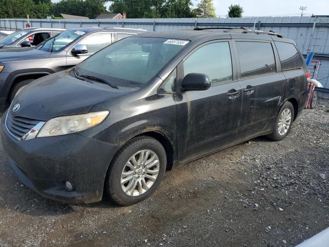 Photo 1 from auction – 2011 TOYOTA SIENNA XLE with VIN 5TDYK3DC5BS098350