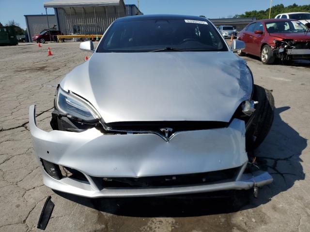 Photo 5 from auction – 2017 TESLA MODEL S with VIN 5YJSA1E20HF198890