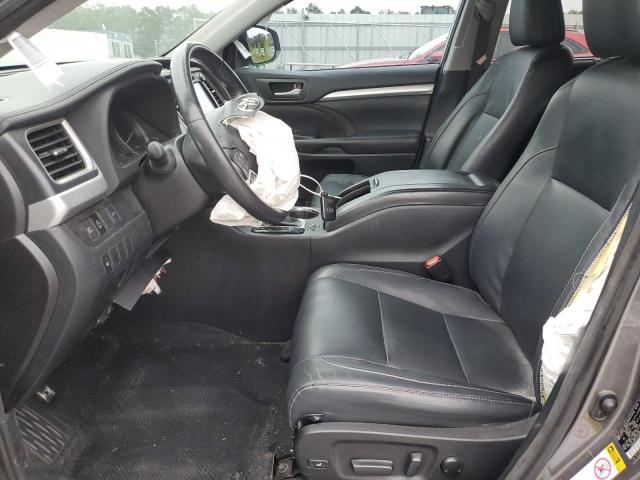 Photo 7 from auction – 2018 TOYOTA HIGHLANDER with VIN 5TDKZRFH4JS548047