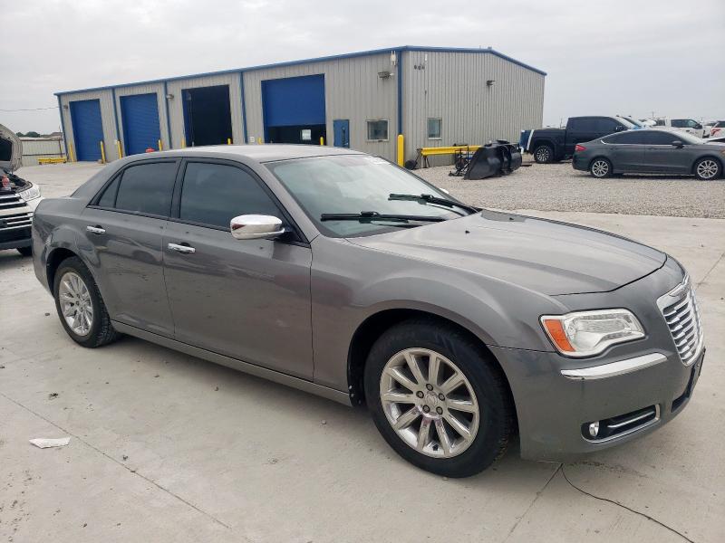 Photo 4 from auction – 2012 CHRYSLER 300 LIMITE with VIN 2C3CCACG5CH212612