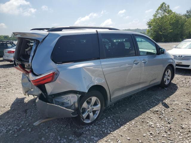Photo 3 from auction – 2016 TOYOTA SIENNA LE with VIN 5TDKK3DC1GS719662