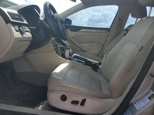 Photo 7 from auction – 2014 VOLKSWAGEN PASSAT SE with VIN 1VWBS7A34EC085075
