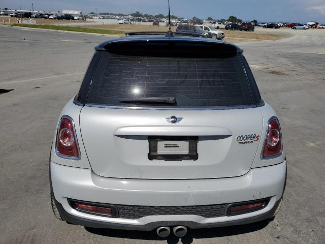 Photo 6 from auction – 2011 MINI COOPER S with VIN WMWSV3C57BTY15152