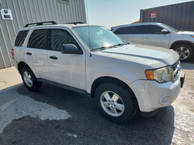 Photo 4 from auction – 2009 FORD ESCAPE XLT with VIN 1FMCU93G09KA92951
