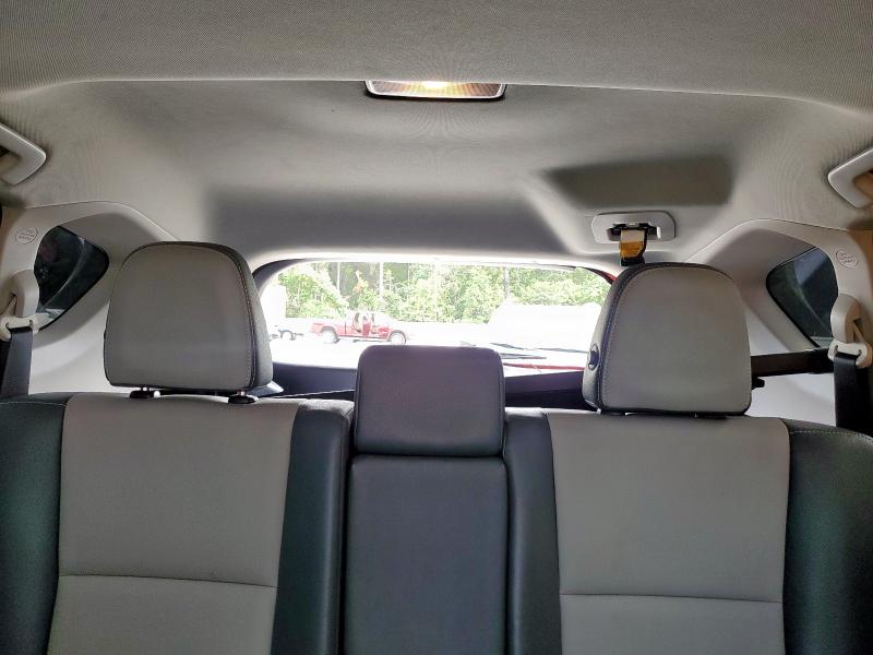 Photo 10 from auction – 2015 TOYOTA RAV4 LIMIT with VIN 2T3YFREV7FW233257