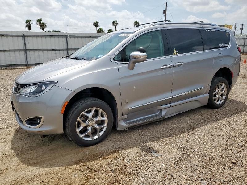CHRYSLER PACIFICA L 2017 with VIN 2C4RC1GGXHR751793 - Photo from auction